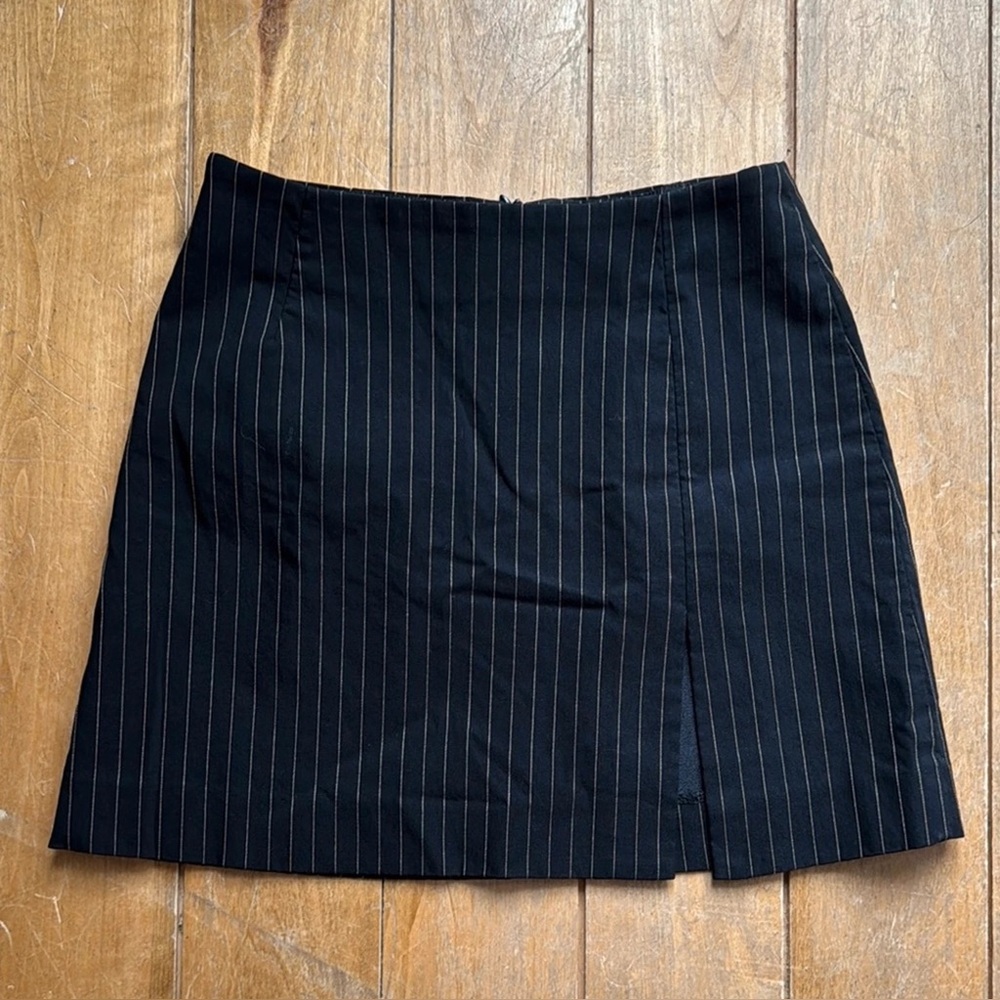 Bebe Black and White Mini Pencil Skirt with Slit